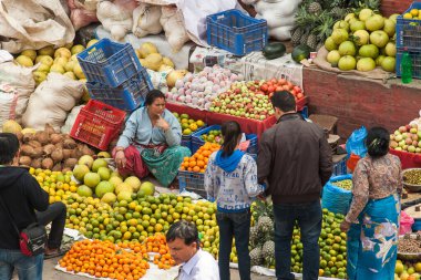 Sokak ticareti, Kasım 2013 'te Katmandu' da Nepal 'de satışın temel biçimidir..