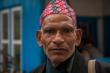 Bhandar köylüleri Ekim 2013 'te Bhandar' da.