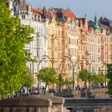 PRAG, CZECH Cumhuriyet - CRCA Nisan 2017: Çek Cumhuriyeti 'nin Prag' daki başkenti Prag şehri, Nisan 2017.