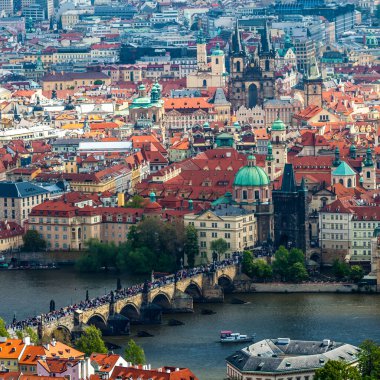 PRAG, CZECH REPUBLIC - CIRCA MAYIS 2017: Çek Cumhuriyeti 'nin başkenti Prag şehri Mayıs 2017.