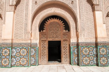 MARRAKECH, MOROCCO - CIRCA Eylül 2014: The Ben Youssef Madrasa Eylül 2014 'te Marakeş' te.