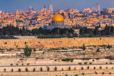 JERUSALEM, ISRAEL - CIRCA MAYIS 2018: Kudüs şehrinin muhteşem manzarası Mayıs 2018 'de Kudüs' te.