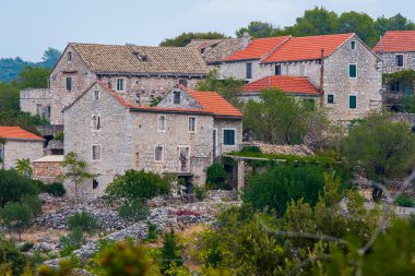 Hırvatistan 'ın Hvar adasındaki Selca' nın güzel manzarası.