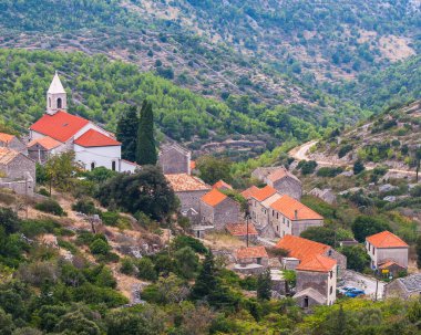 Selca 'nın Hırvatistan' ın Hvar adasındaki manzarası Eylül 2016 'da Hvar' da.