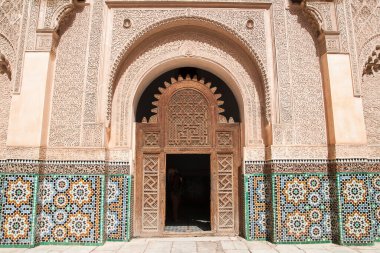 MARRAKECH, MOROCCO - CIRCA Eylül 2014: The Ben Youssef Madrasa Eylül 2014 'te Marakeş' te.