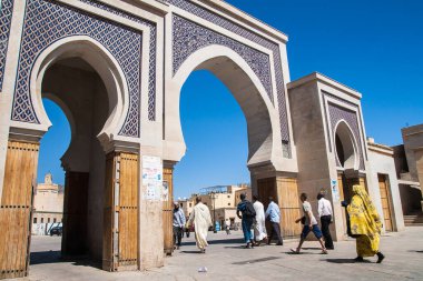 FES, MoroCCO - CRCA EPTESİ 2014: Fe 'deki eski Medine' nin Bab Rcif kapısı