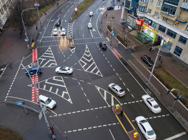 Calle Ciudad Con Carril Bici Kiev Tiempo Nublado Vista Aérea — Foto de Stock