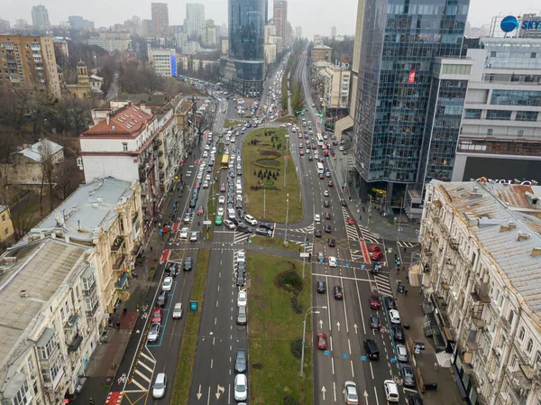 Calle Ciudad Con Carril Bici Kiev Tiempo Nublado Vista Aérea — Foto de Stock