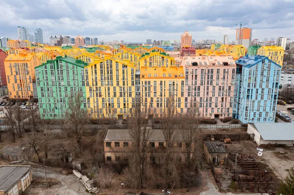 Nombreux Bâtiments Résidentiels Multicolores Kiev Par Temps Nuageux Vue Aérienne — Photo