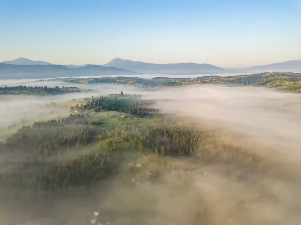 Brume Matinale Dans Les Montagnes Des Carpates Ukrainiennes Vue Aérienne — Photo