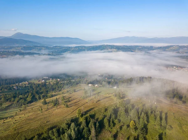 Morgennebel Den Ukrainischen Karpaten Drohnenblick Aus Der Luft — Stockfoto