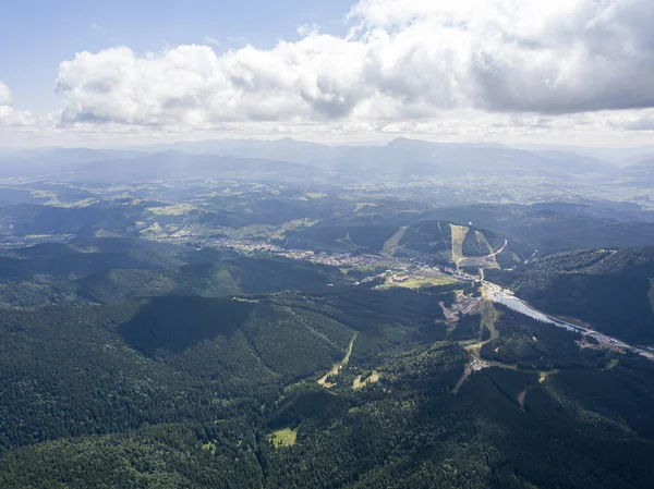 Piste Verdi Delle Montagne Dei Carpazi Ucraini Estate Mattina Nuvolosa — Foto Stock