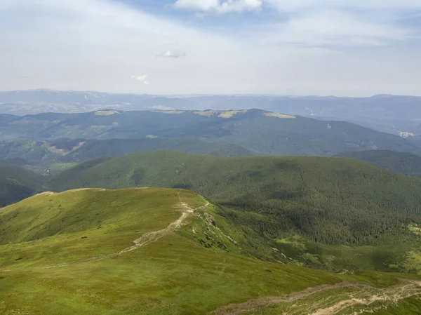 Alte Montagne Dei Carpazi Ucraini Tempo Nuvoloso Vista Aerea Drone — Foto Stock