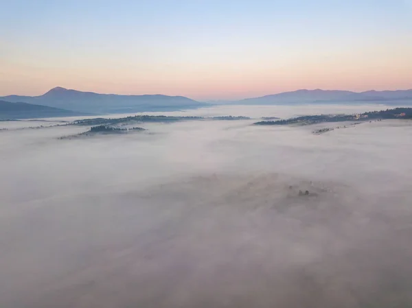 Lever Soleil Sur Brouillard Dans Les Carpates Ukrainiennes Vue Aérienne — Photo