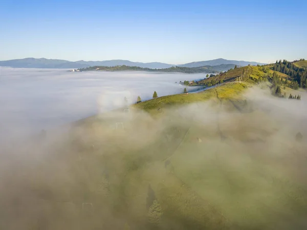 Morgennebel Den Ukrainischen Karpaten Drohnenblick Aus Der Luft — Stockfoto