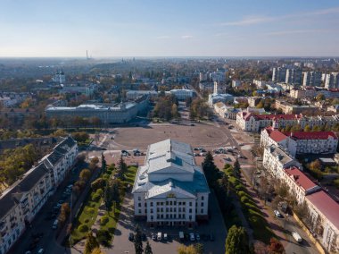 Chernihiv şehri manzarası. Hava aracı görünümü.