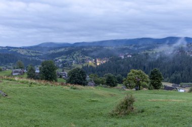 Ukrayna Karpatları 'ndaki Alp yerleşkesi