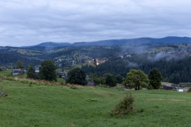 Ukrayna Karpatları 'ndaki Alp yerleşkesi