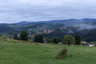 Ukrayna Karpatları 'ndaki Alp yerleşkesi