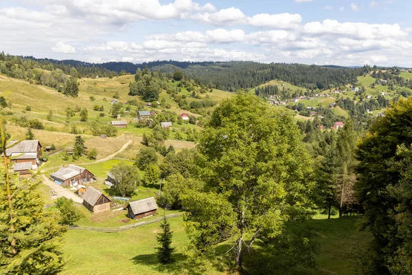 Buildings Settlement Mountainous Carpathians — Stock Photo, Image