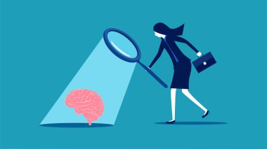 Beyni analiz et. İş kadını büyüteçle insan beynine bakıyor.