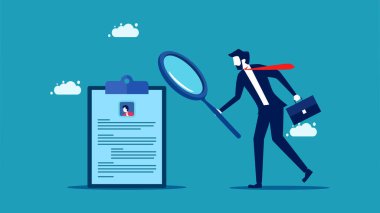 İş geçmişine bakıyorum. Büyüteçle işadamı başvuran belge vektörünü inceliyor