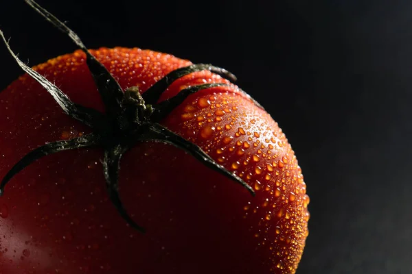 Red Tomato Water Droplets Selective Focus — Stock Photo, Image