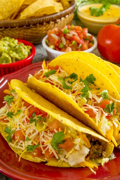 Chrupiące tacos — Zdjęcie stockowe