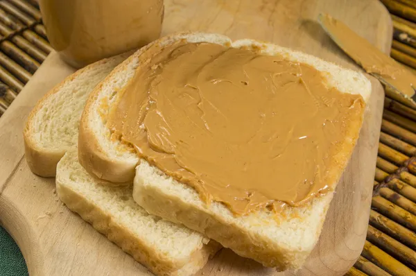 Erdnussbutter-Sandwich — Stockfoto