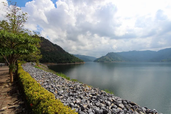 Província Nakhon Nayok Paraíso Natural Rochas Lago Colinas Vista — Fotografia de Stock