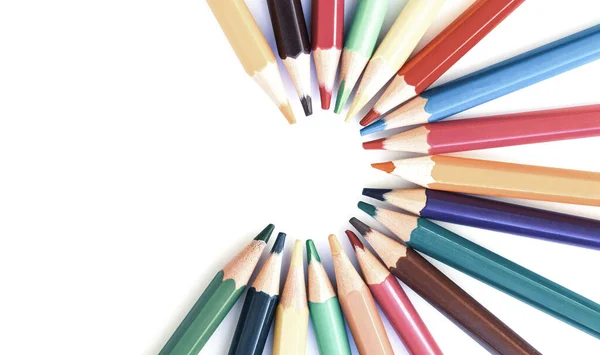 Набор Разноцветных Радужных Карандашей Изолирован Белом Фоне Вид Сверху — стоковое фото