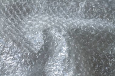 Güvenli paketleme için plastik hava kabarcığı paketleme filmi