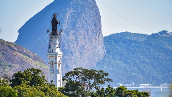 Foto Com Basílica Nossa Senhora Auxiliadora Uma Das Maiores Niterói — Fotografia de Stock