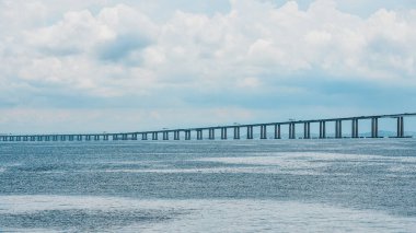 Rio de Janeiro, Brezilya - CIRCA 2021: Guanabara Körfezi manzarası, Rio de Janeiro, Güneydoğu Brezilya