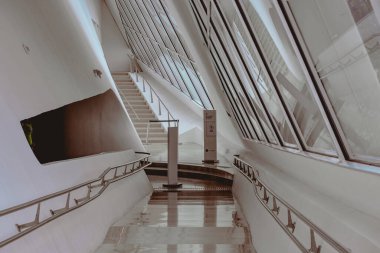 Rio de Janeiro, Brezilya - CIRCA 2021: Yarının Müzesi 'nin iç kısmı (Museu do Amanha), Rio Maua liman bölgesinde.