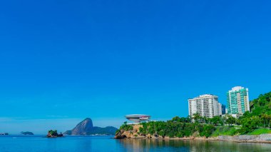 Çağdaş Sanat Müzesi (MAC), Brezilyalı mimar Oscar Niemeyer 'in tüm zamanların en önemli projelerinden biridir ve Brezilya' nın Rio de Janeiro şehrinin Niteroi kentinde yer almaktadır..