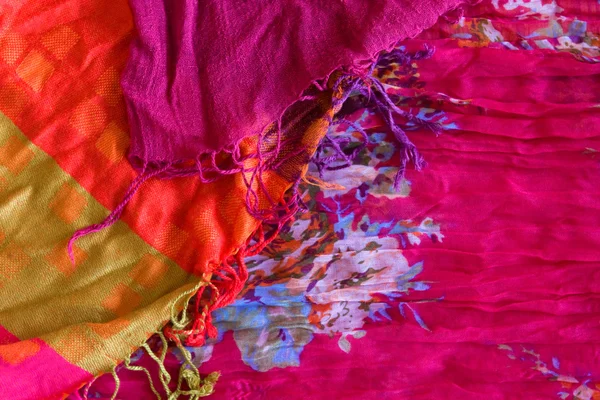 Têxtil colorido com franja — Fotografia de Stock