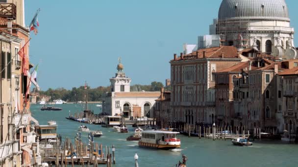 Venice Italy September 2021 Canal Grande Gondola Boats Venice Italy — Stock Video