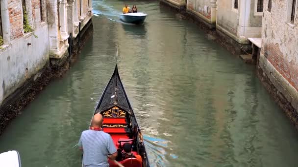 Venice Italy September 2021 Narrow Canal Gondola Venice Italy Architecture — Stok video