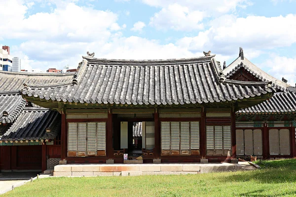  Kore 'de Changdeokgung Sarayı..