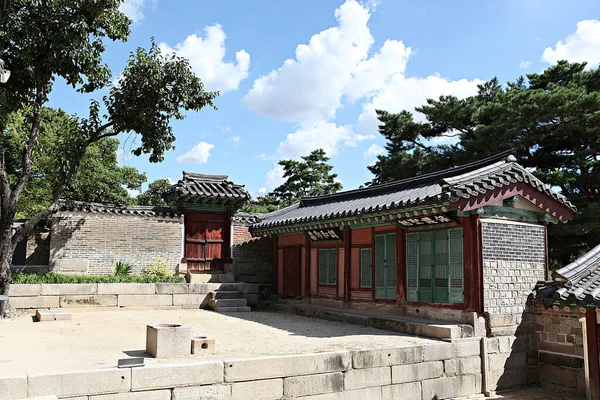  Kore 'de Changdeokgung Sarayı..