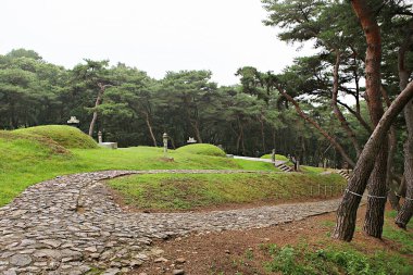  Kore 'de bir mezarlık..