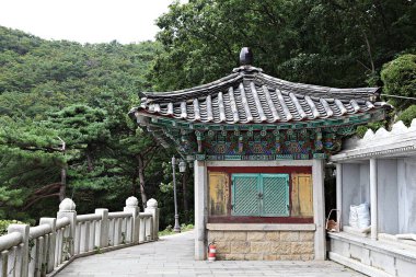 Bu bir Kore tapınağı.