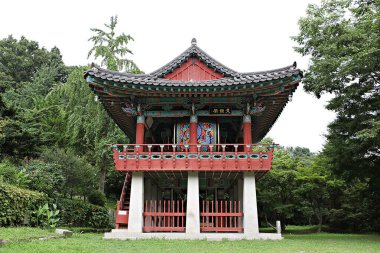  Bu bir Kore tapınağı.