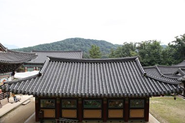  Bu bir Kore tapınağı.