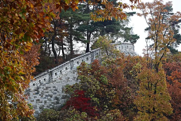 韓国の南漢城要塞は — ストック写真