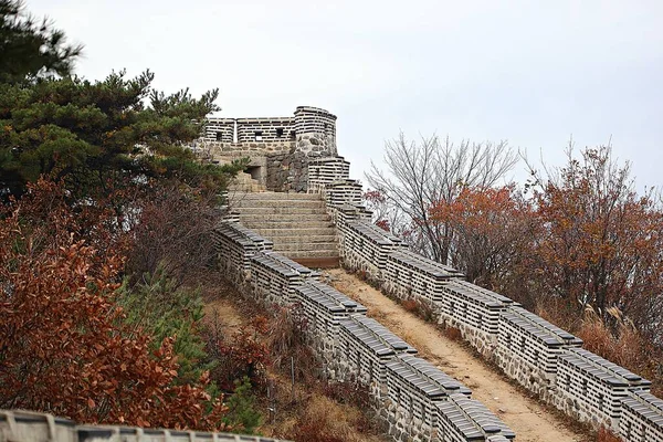 韓国の南漢城要塞は — ストック写真