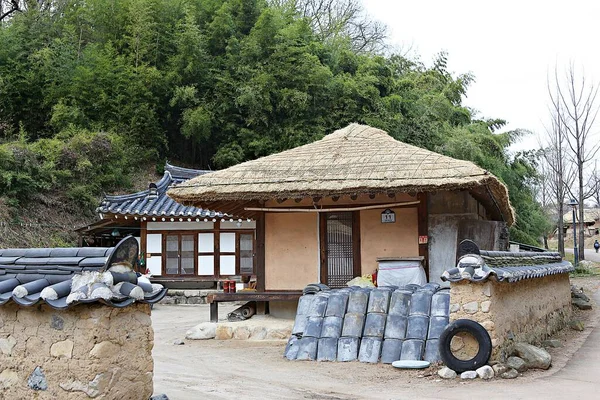 Villaggio Che Conserva Vecchia Casa — Foto Stock