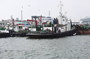  Bu bir Kore balıkçı teknesi..