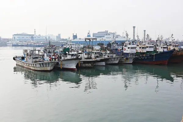 Het Een Koreaanse Vissersboot — Stockfoto